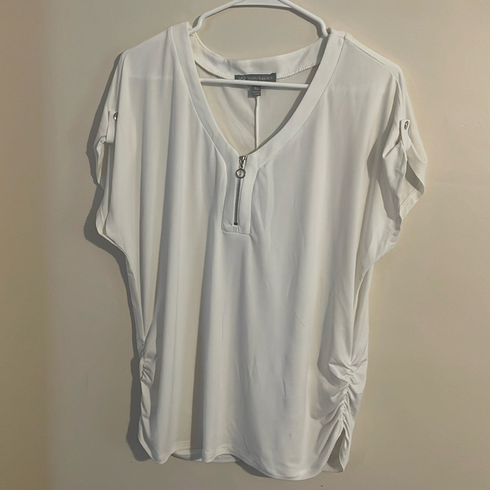 Daisy Fuentes women’s white blouse xl